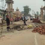 दलित बस्ती बसनिया में बिजली कटने से अंधेरे में ग्रामीण, किसान सभा ने उठाई आवाज