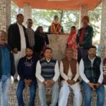 नहर कार्य की लापरवाही बनी हादसों की वजह, सड़क पर फैली बालू से बढ़ा खतरा