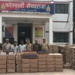 चंदौली एक्सप्रेस की खबर का असर: जर्जर 33 हजार लाइन का पोल हुआ दुरुस्त