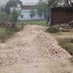 ट्रक में कागज की गुल्ली के नीचे छिपाकर ले जाई जा रही 1.40 करोड़ की शराब चढी पुलिस के हत्थे