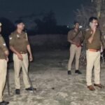 होली को लेकर चंदौली पुलिस अलर्ट, एसपी आदित्य लाग्हे ने किया पैदल गश्त