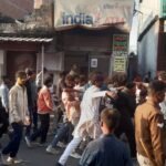 मटका फोड़ होली में झूमे युवा, फागुन के रंग में सराबोर रहा जनपद