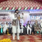 मुगलसराय में जुए के बड़े अड्डे पर पुलिस का छापा, 14 गिरफ्तार; 1.17 लाख नकद व 52 बाइक बरामद