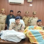 चकिया पुलिस की बड़ी कार्रवाई: अवैध असलहा, कारतूस व अपाचे बाइक के साथ दो गिरफ्तार
