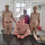 छुछांढ़ पहाड़ी पर अवैध खनन पर संयुक्त छापा, क्रेन समेत तीन वाहन जब्त