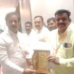इलिया पशु चिकित्सालय बदहाल, दो वर्षों से डॉक्टर नहीं; पशुपालकों में रोष