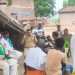 तीन वर्ष में ही टपकने लगा शहाबगंज ब्लॉक का सभागार, निर्माण गुणवत्ता पर उठे सवाल