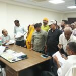 कर्मनाशा नदी के पुल पर बाइक की टक्कर से दो घायल, एक जिला अस्पताल रेफर